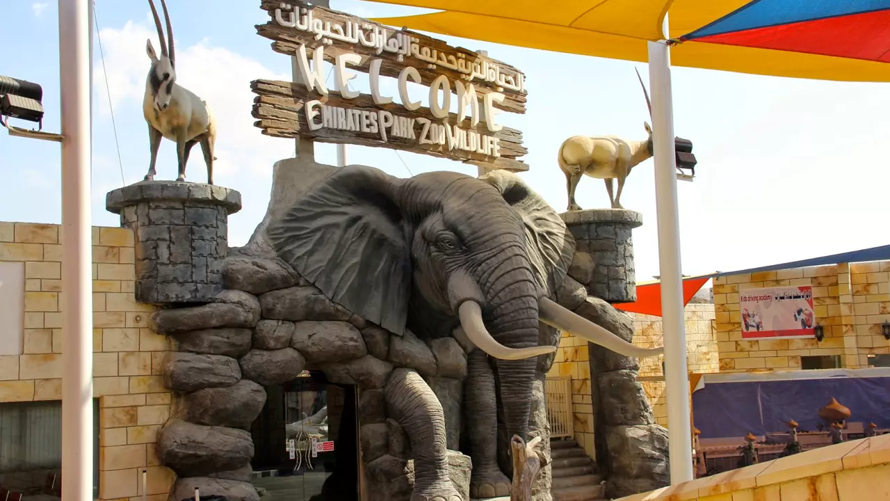 Abu Dhabi Emirates Park Zoo - Image 8