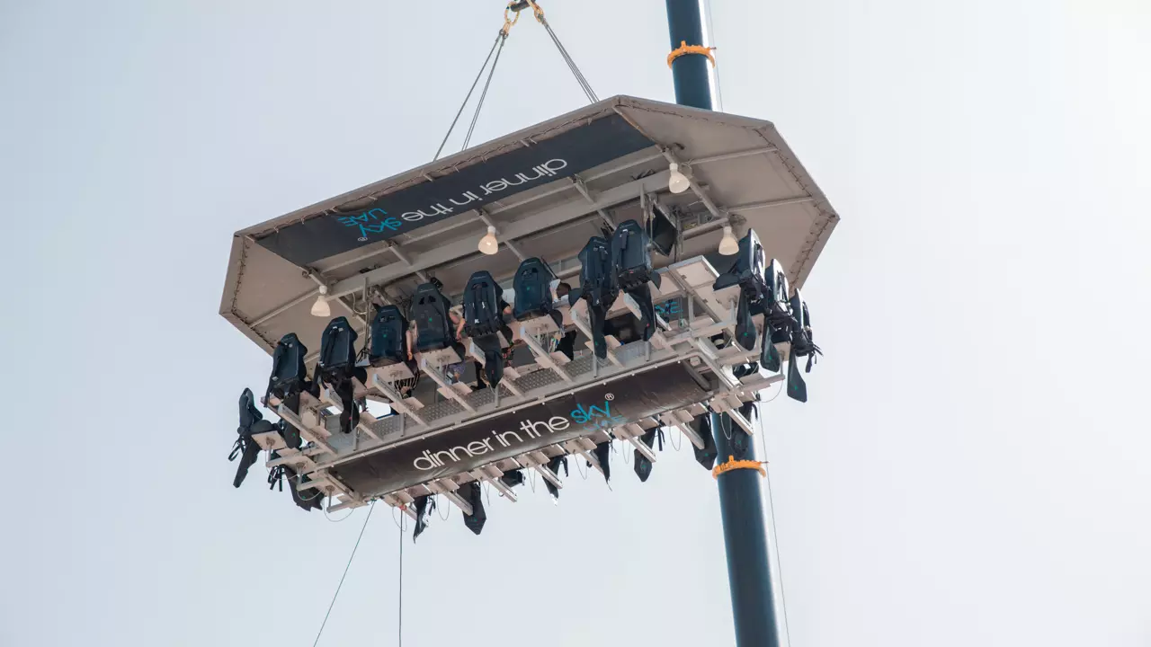 Dinner in the Sky - Image 7