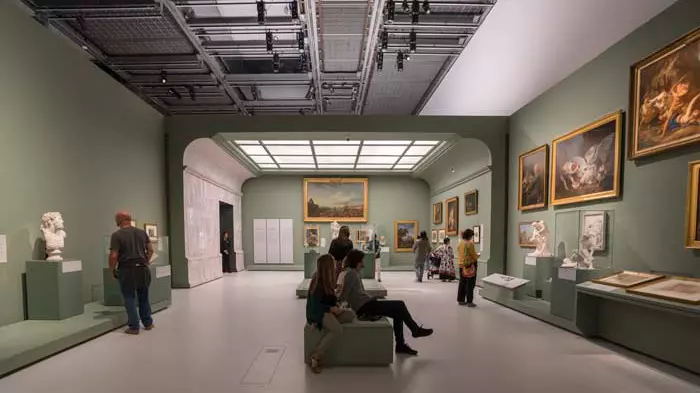 Abu Dhabi City Tour with Russian Speaking Guide - Image 6