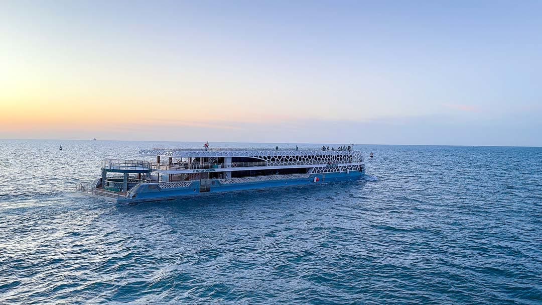 Lotus Royale Dinner Cruise - Image 2