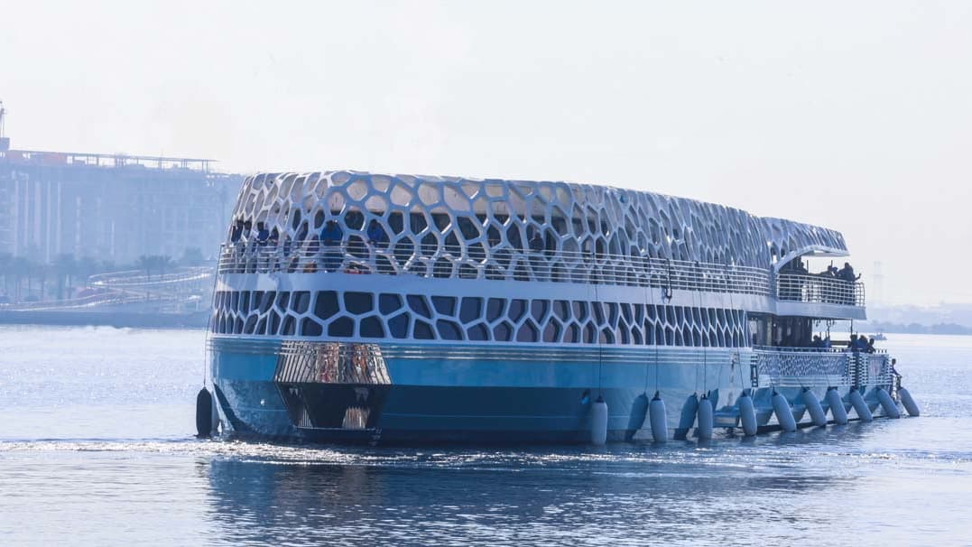 Lotus Royale Dinner Cruise - Image 4