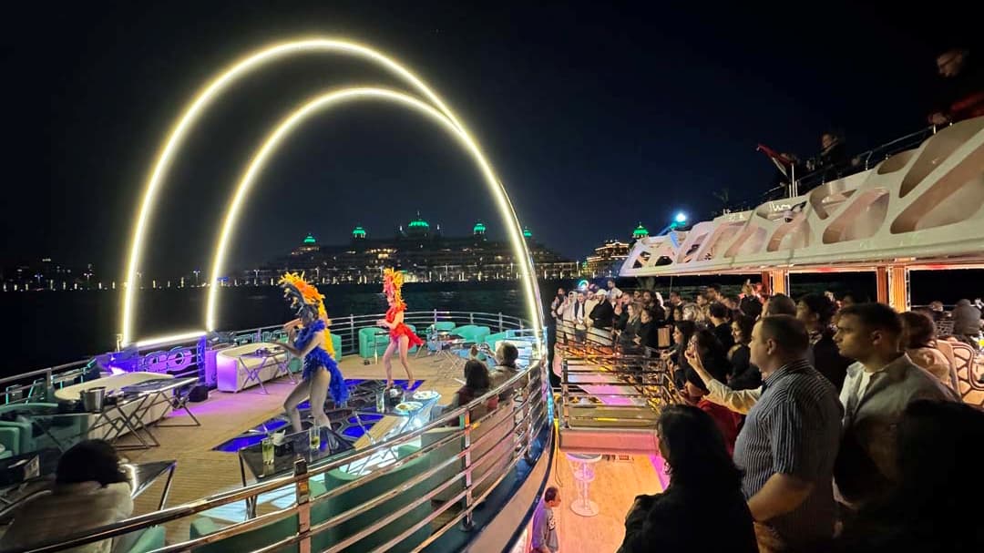 Lotus Royale Dinner Cruise - Image 7