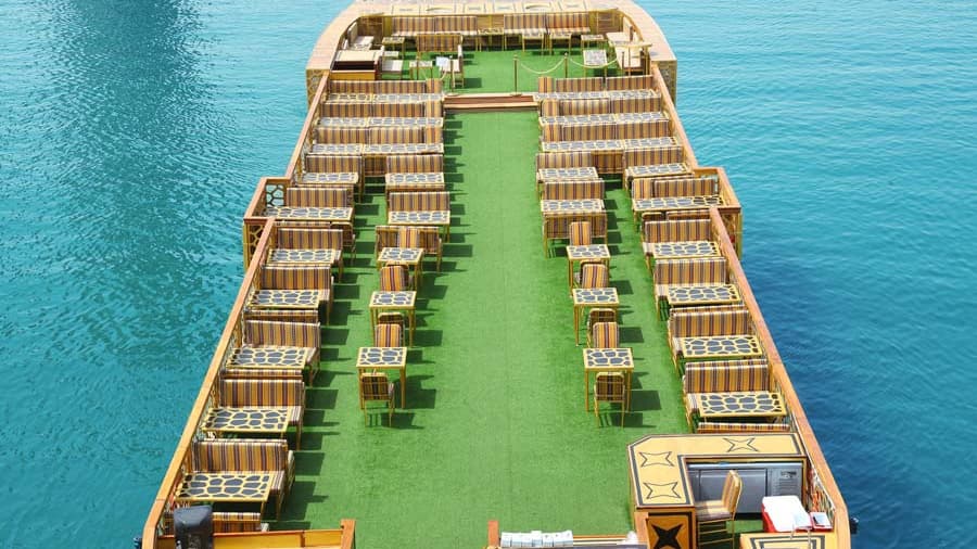 Ocean Empress Dinner Cruise - Image 5