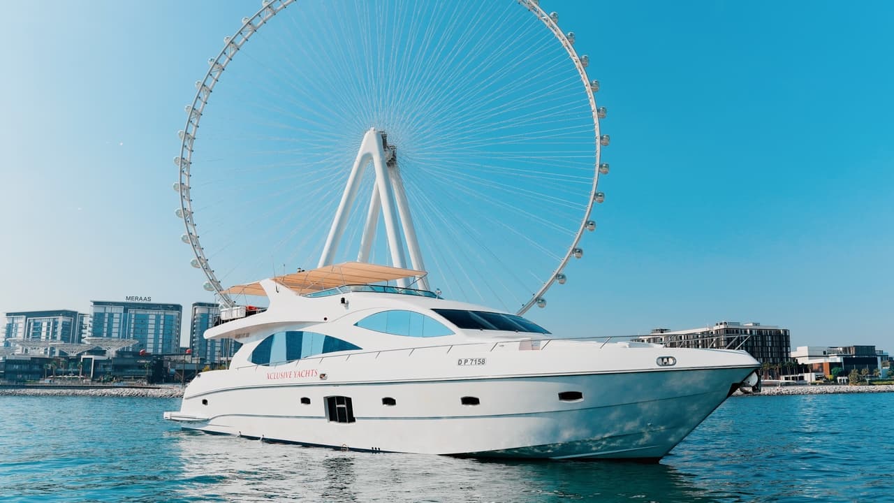 Shared Luxury Yacht Tour with Breakfast or BBQ - Photo 10